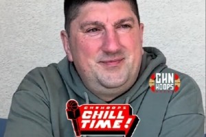 四川女篮主帅：韩旭投篮很好 开场进了会一直投 小宝更喜欢对抗